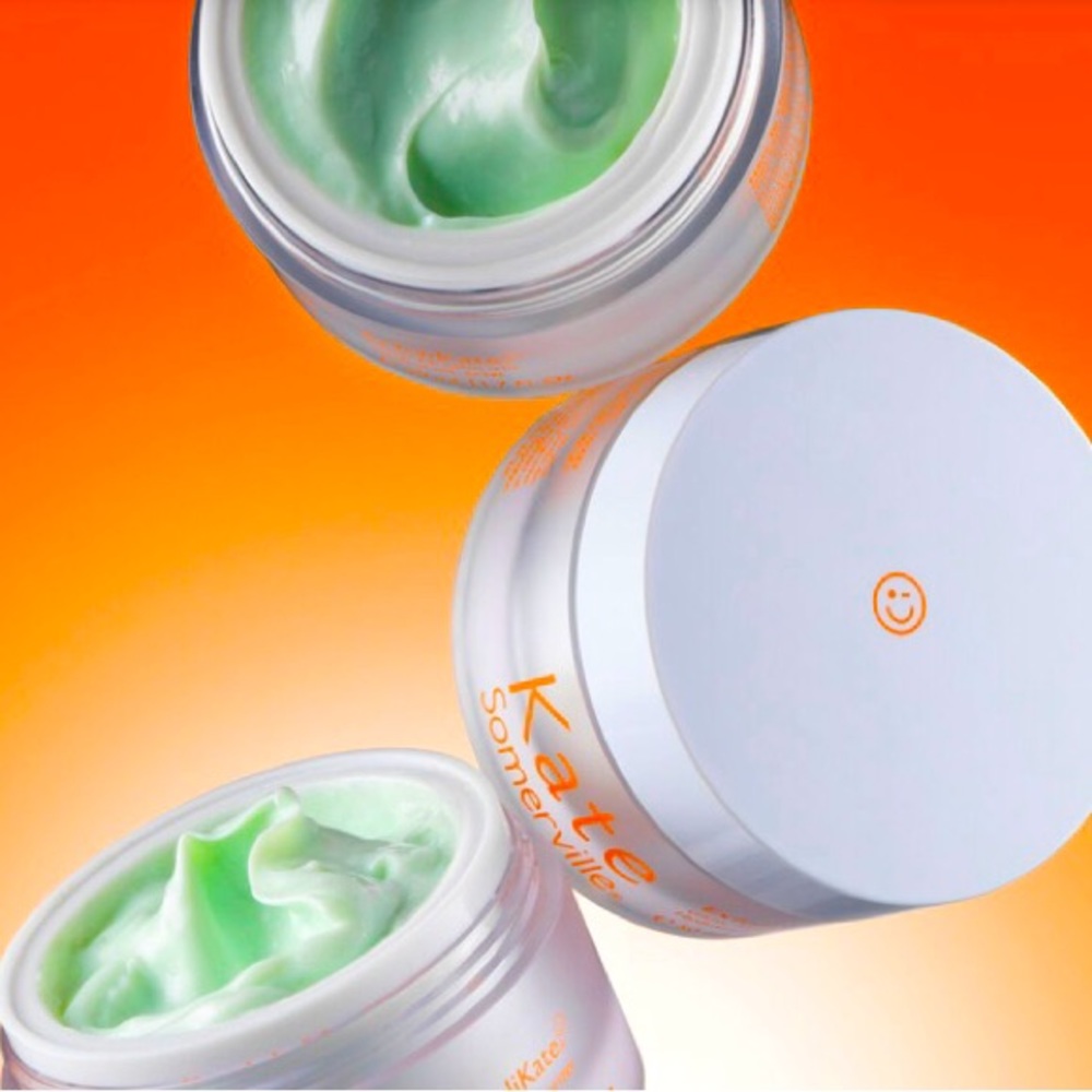 Exfolikate Glow Moisturizer